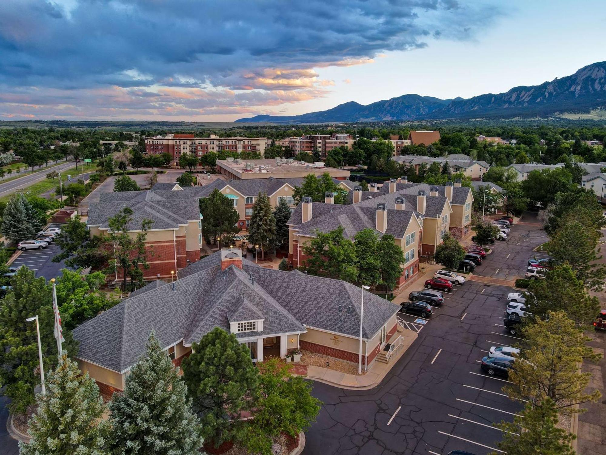 Homewood Suites By Hilton Boulder Eksteriør billede